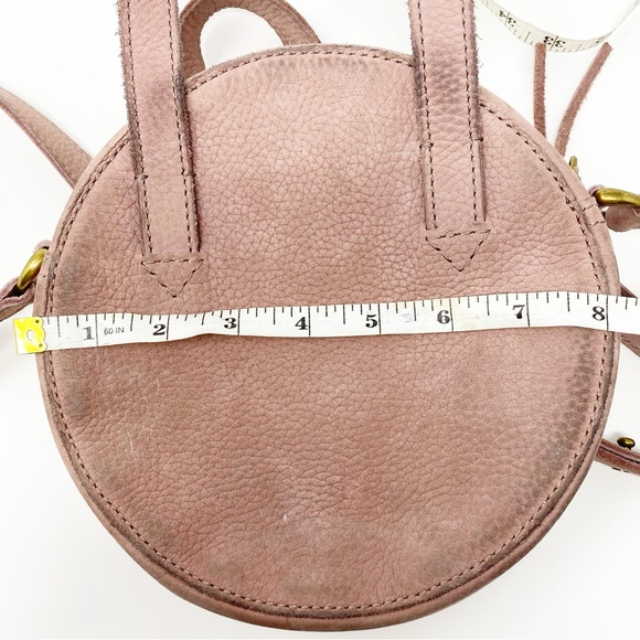 Madewell | Juno Circle Crossbody Bag - Picture 6 of 16